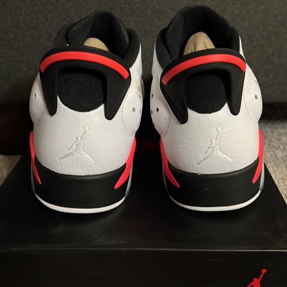 Air Jordan 6 Retro Low - Picture 3 of 7